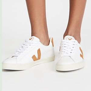 Veja Esplar Logo Leather Extra White Camel